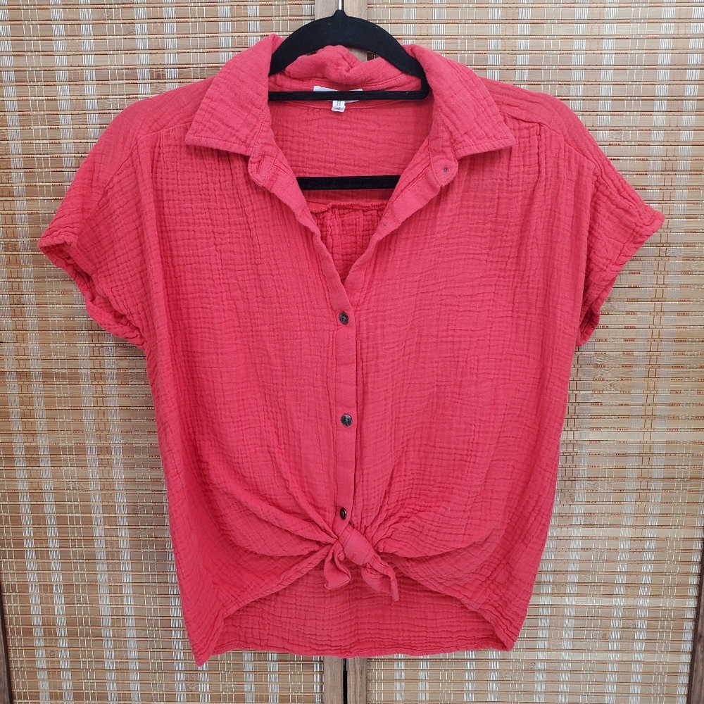 ♡ Maurices Coral Button-Up Tie Front Short-sleeve Top Size Small